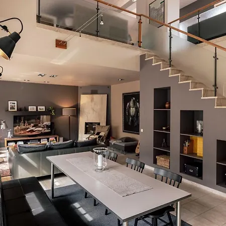 Spacious 2-Story Apt. W/ Terrace - 280 M2 里加 外观 照片