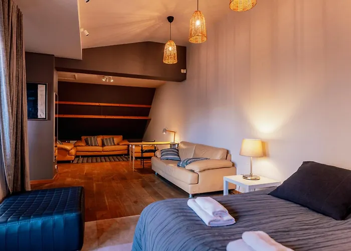 Spacious 2-Story Apt. W/ Terrace - 280 M2