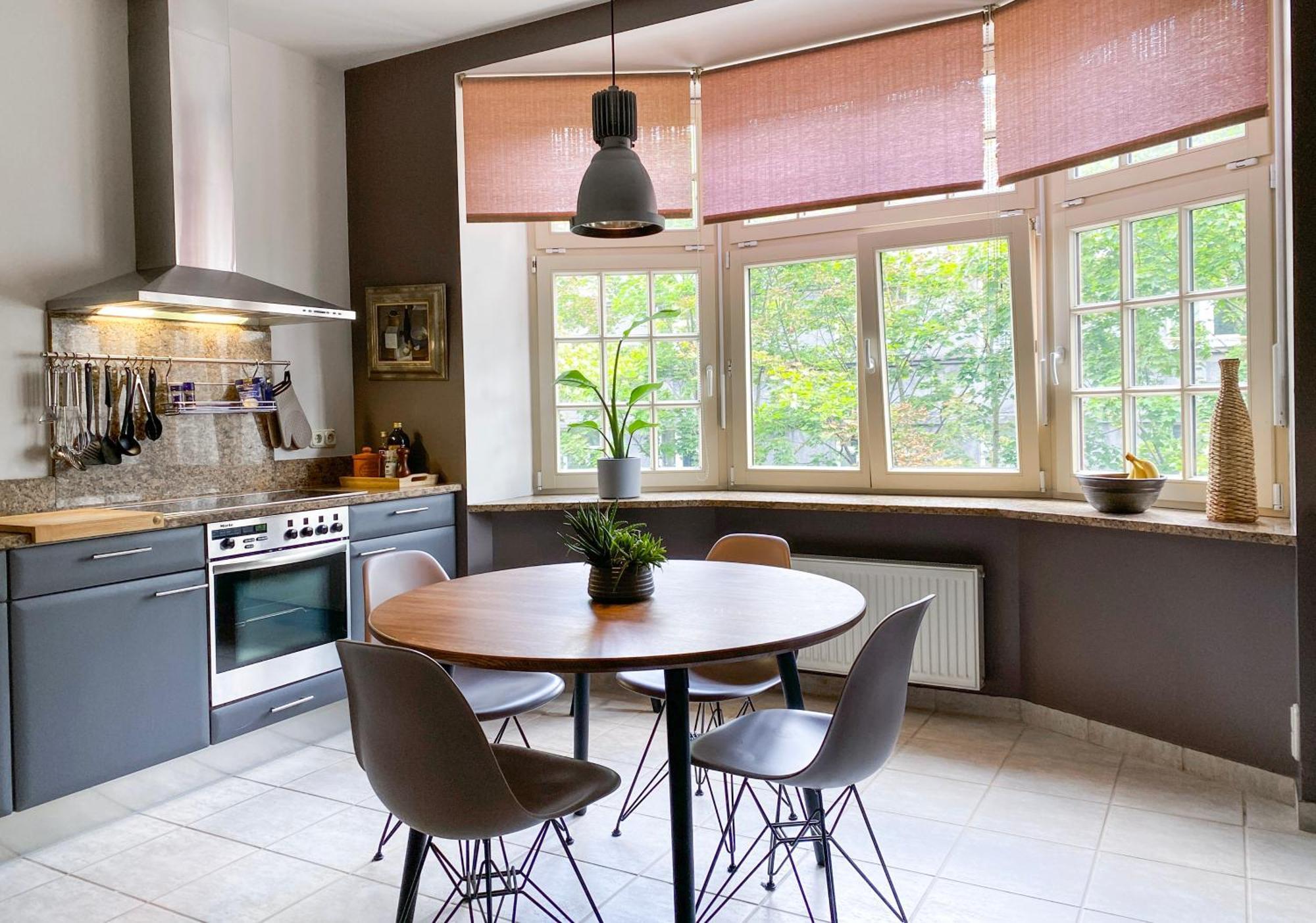Spacious 2-story Apt. W/ Terrace - 280 M2 里加